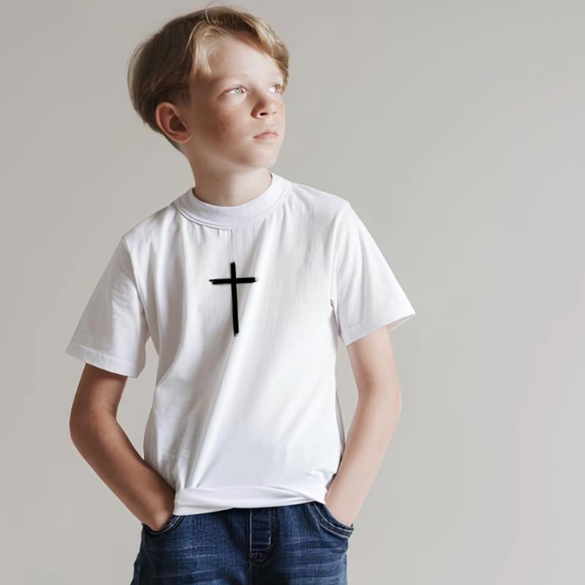 Camiseta Cruz de Fe para Niños por SNRUE® 