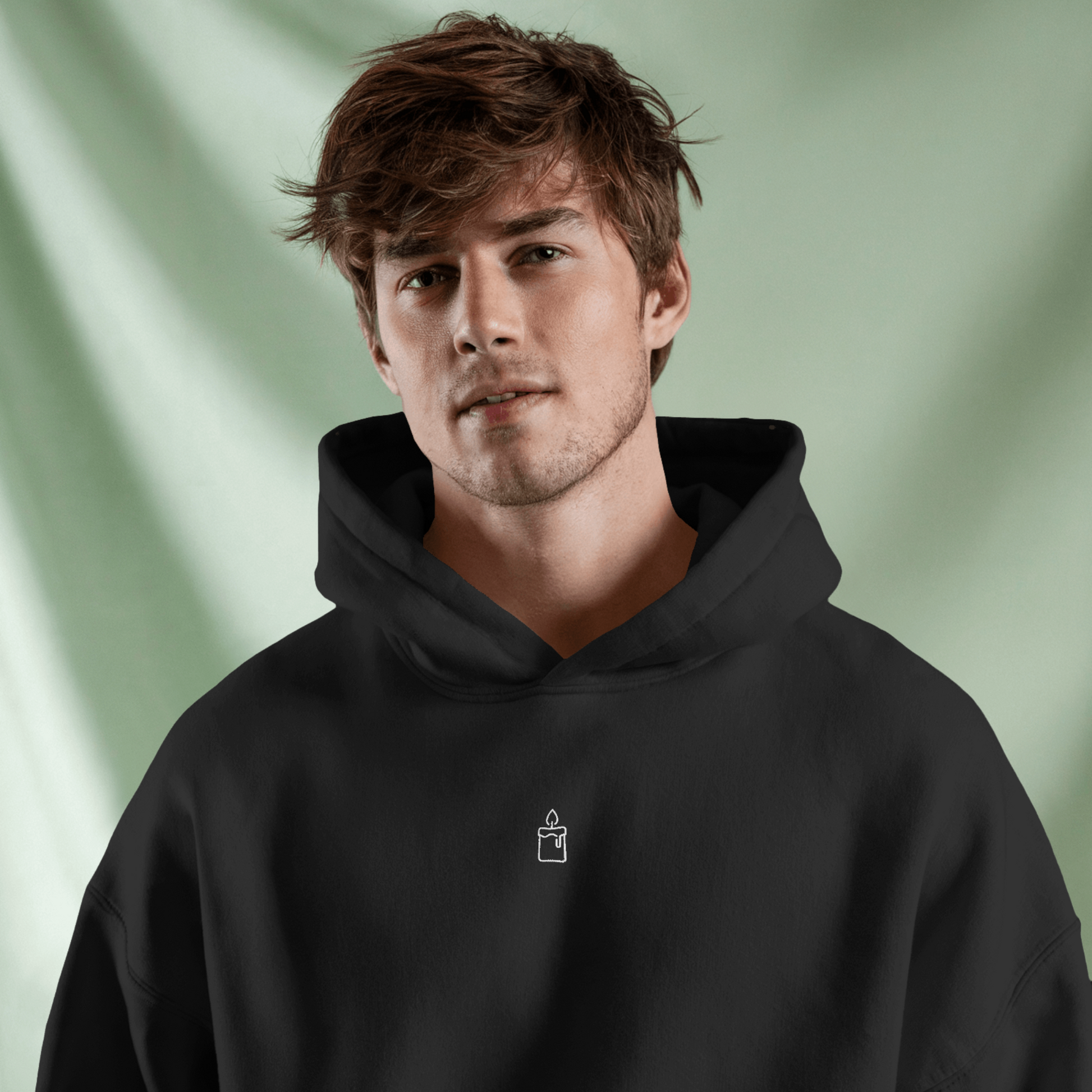 Sudadera con Capucha Guiding Light – Edición Negra por SNRUE® 